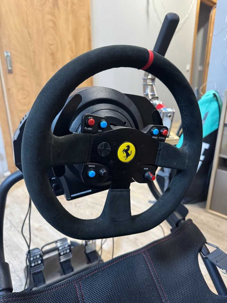 Кермо Thrustmaster T300 | Крісло для керма Playseat Challenge