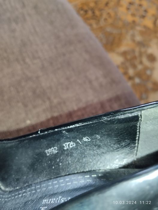 Взуття, босоніжки, туфлі