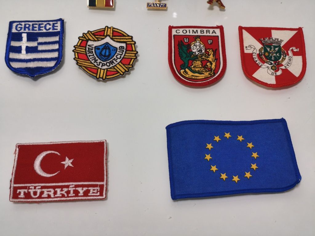 Embelemas vários