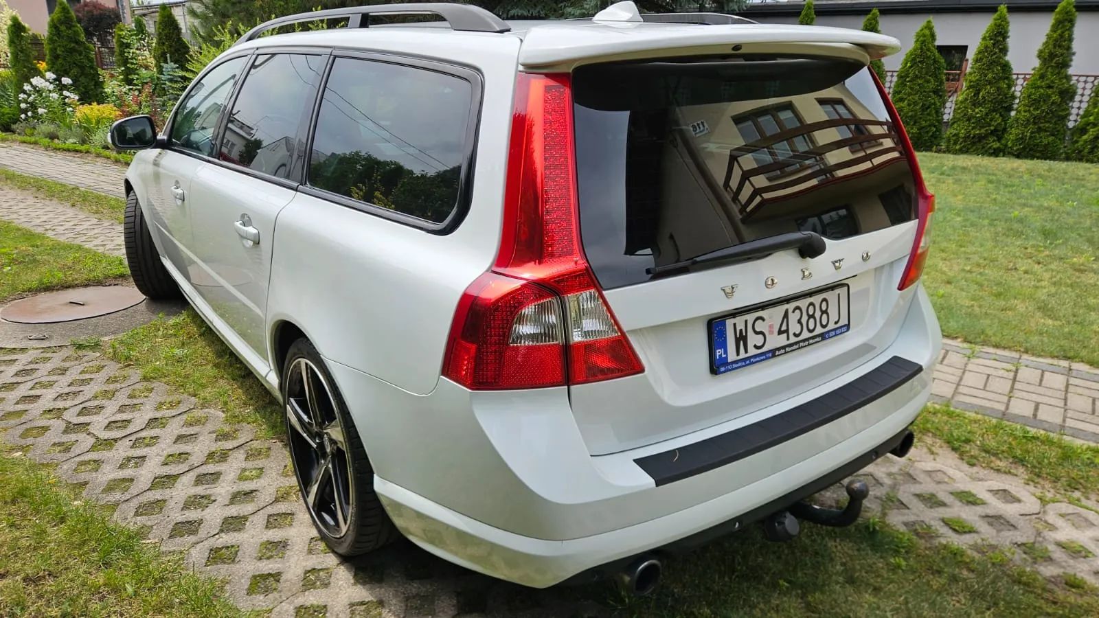 Volvo V70 2.5T 231KM Manual R Design Ksenon Serwis 4x grzane fotele