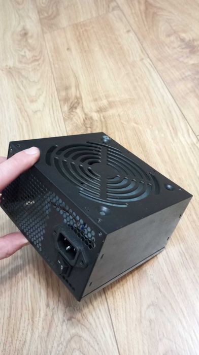 Корпус, коробка блоку живлення 140×150×85 з кнопкою і розємом живлення