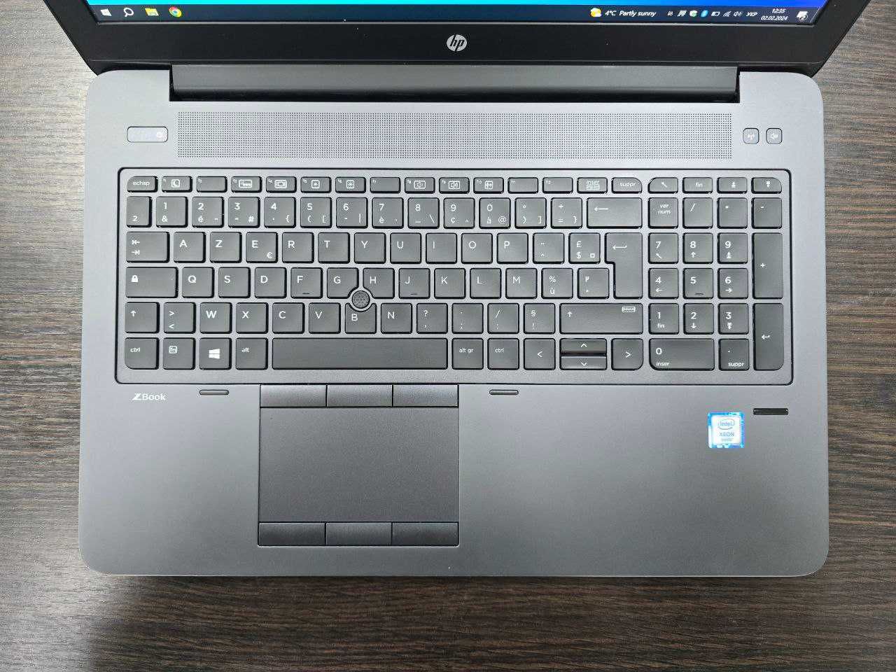 Потужний ноутбук HP ZBook 15 G3 (E3-1505M/32Gb DDR4/512SSD/M1000-2Gb)