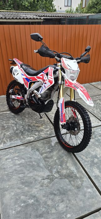 Hornet Dakar 250 pro