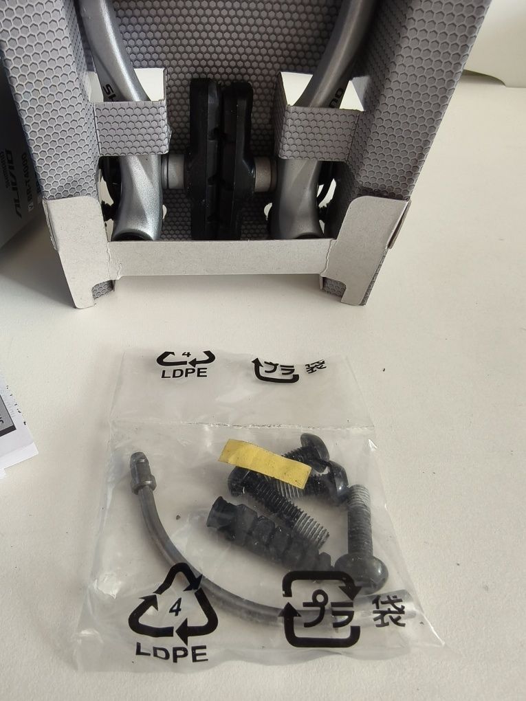 Hamulec V-Break Shimano Alivio BR-T4000 przód.