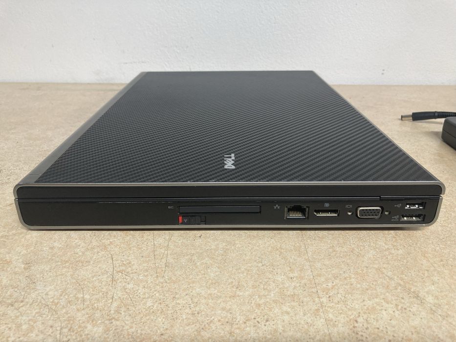 Laotop Dell Precision M6500 17 cali z grafiką Nvidia