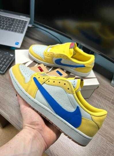 Travis Scott x air Jordan 1 low og wnms canary EU 42