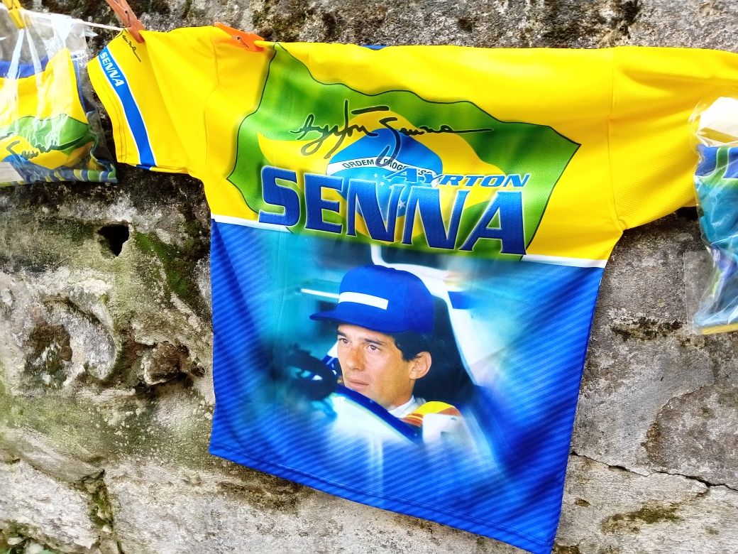 Camiseta/ t shirt do famoso ídolo AIRTON Sena. Novas