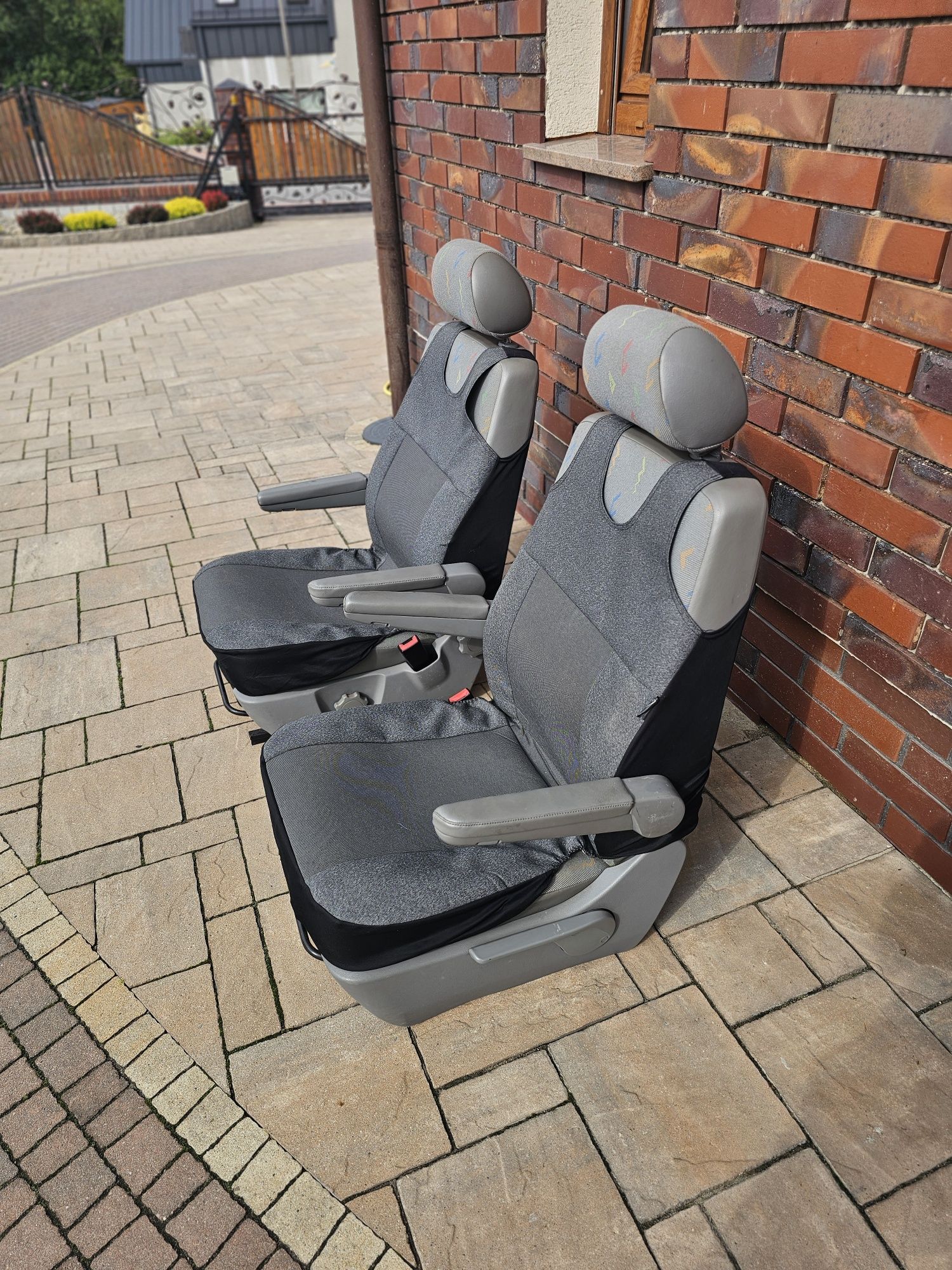 Fotele Kierowcy i pasażera vw t5 t6