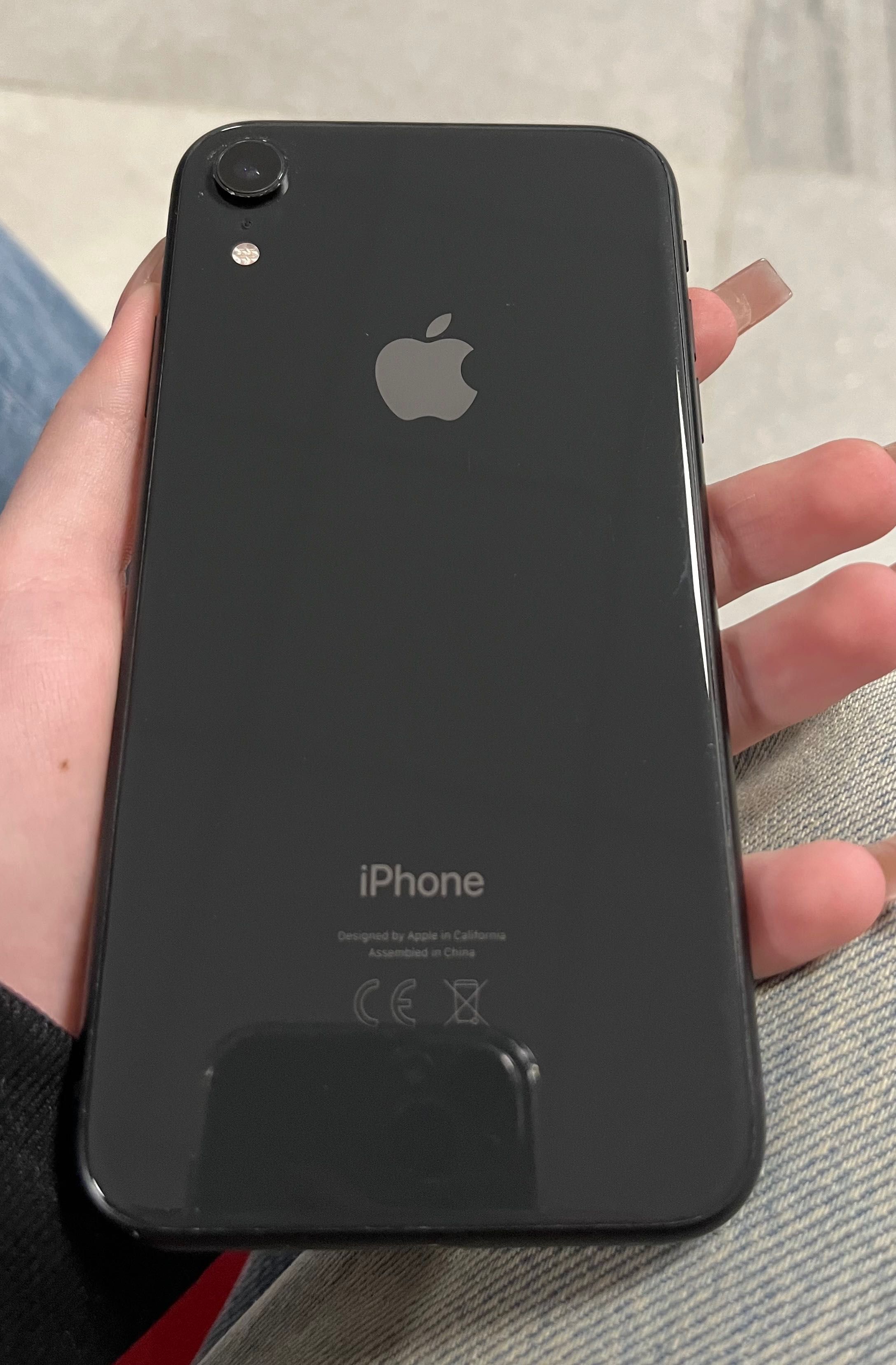 iphone xr w dobrym stanie 128 gb