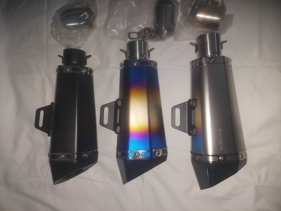 Escape tipo akrapovic curto