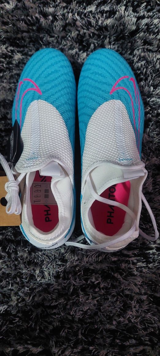 Nike Phantom GX Academy novas