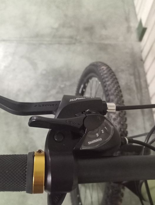 Bicicleta de montanha seminova, tamanho L, aro 29