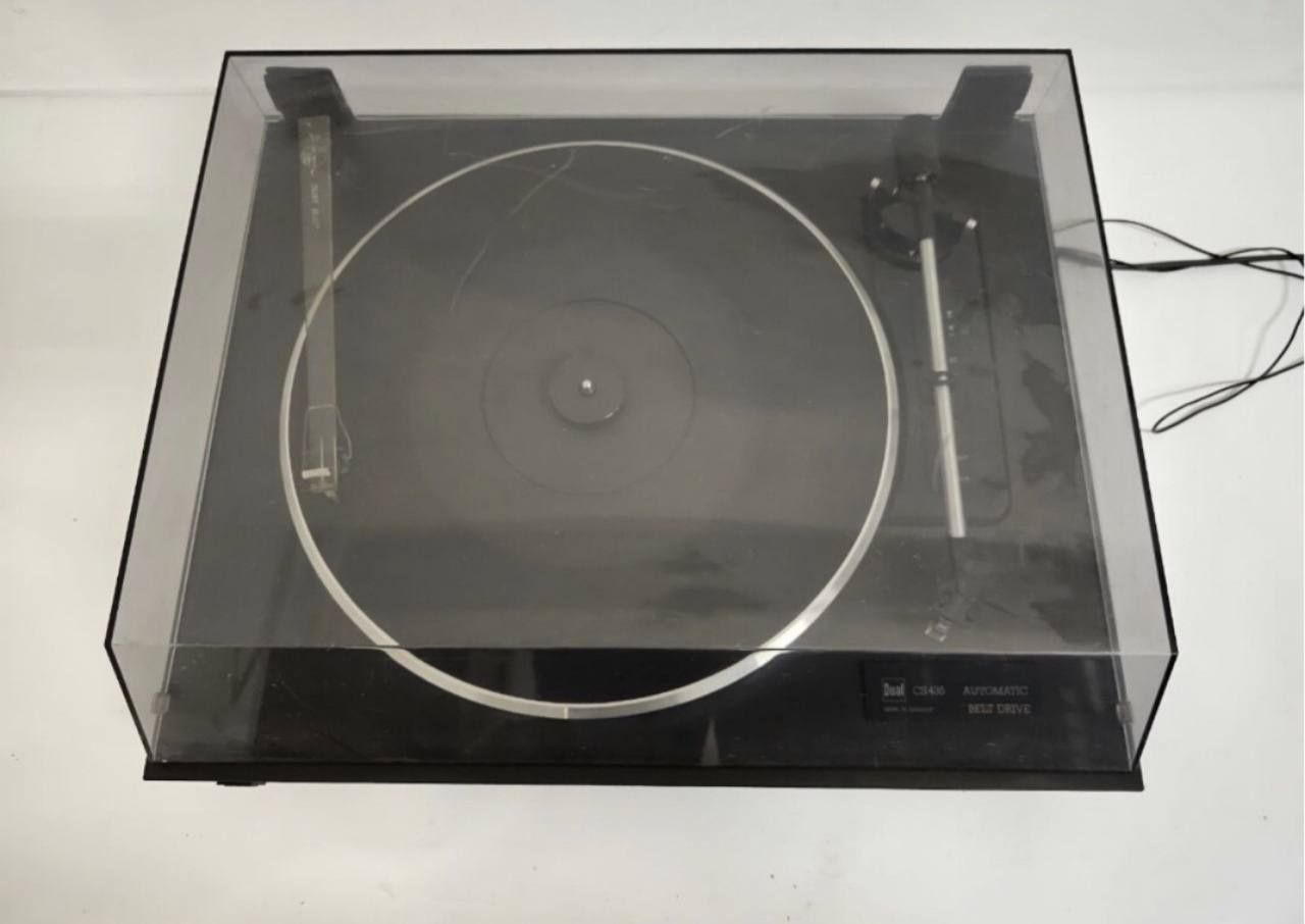 Gramofon Dual CS435. Wyprodukowane w Niemczech