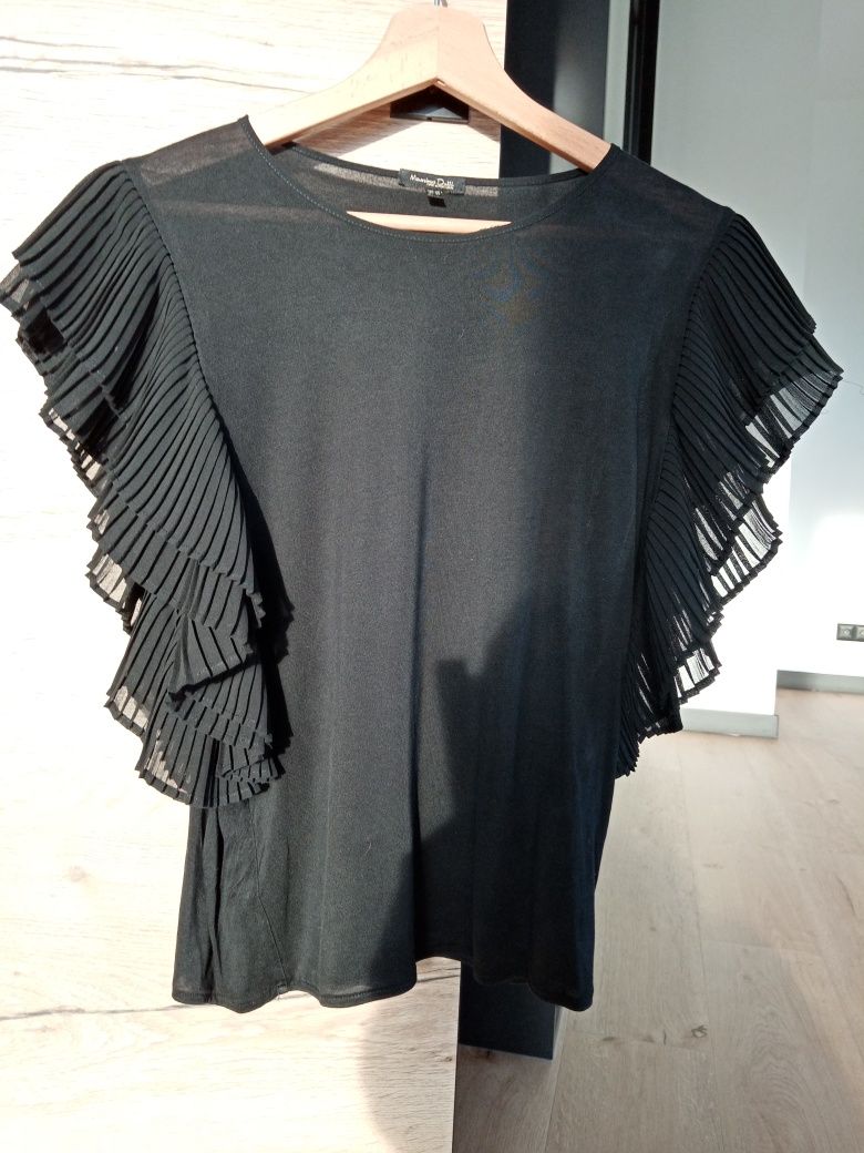 Czarna elegancka bluzka Massimo Dutti z nietoperzowymi plisowanym xsrę