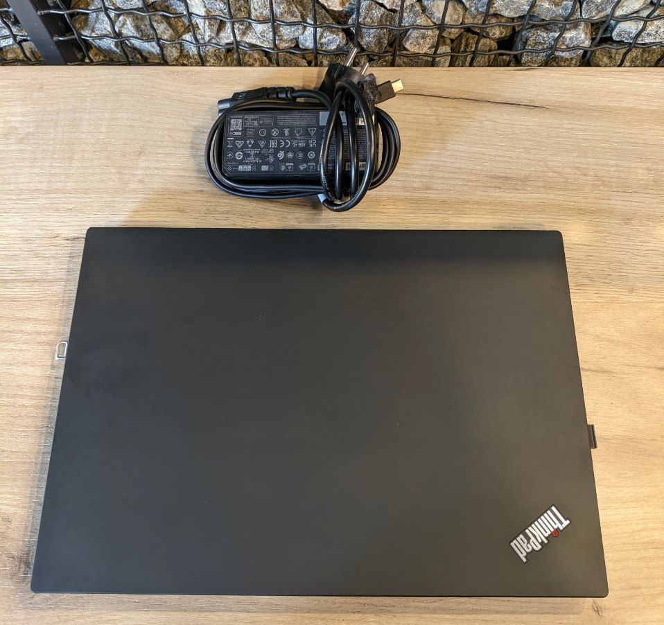 ThinkPad T14 Gen2 (AMD)