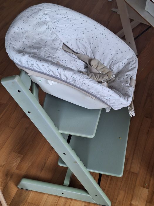 Nakładki  newborn i baby set na krzesło Tripp Trapp Stokke.