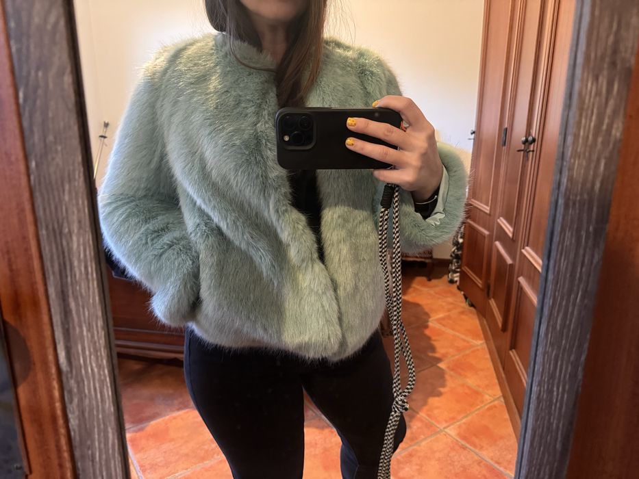 Casaco pêlo azul esverdeado