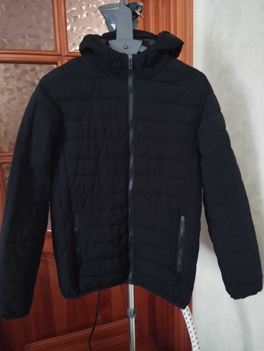 Чоловіча куртка , демі
