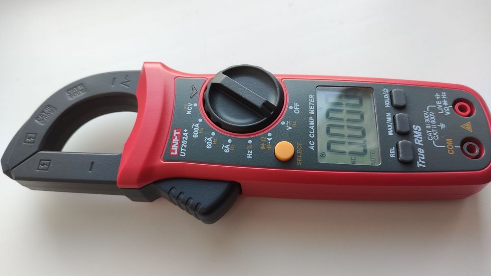 Новий!  UNI-T UT202А+