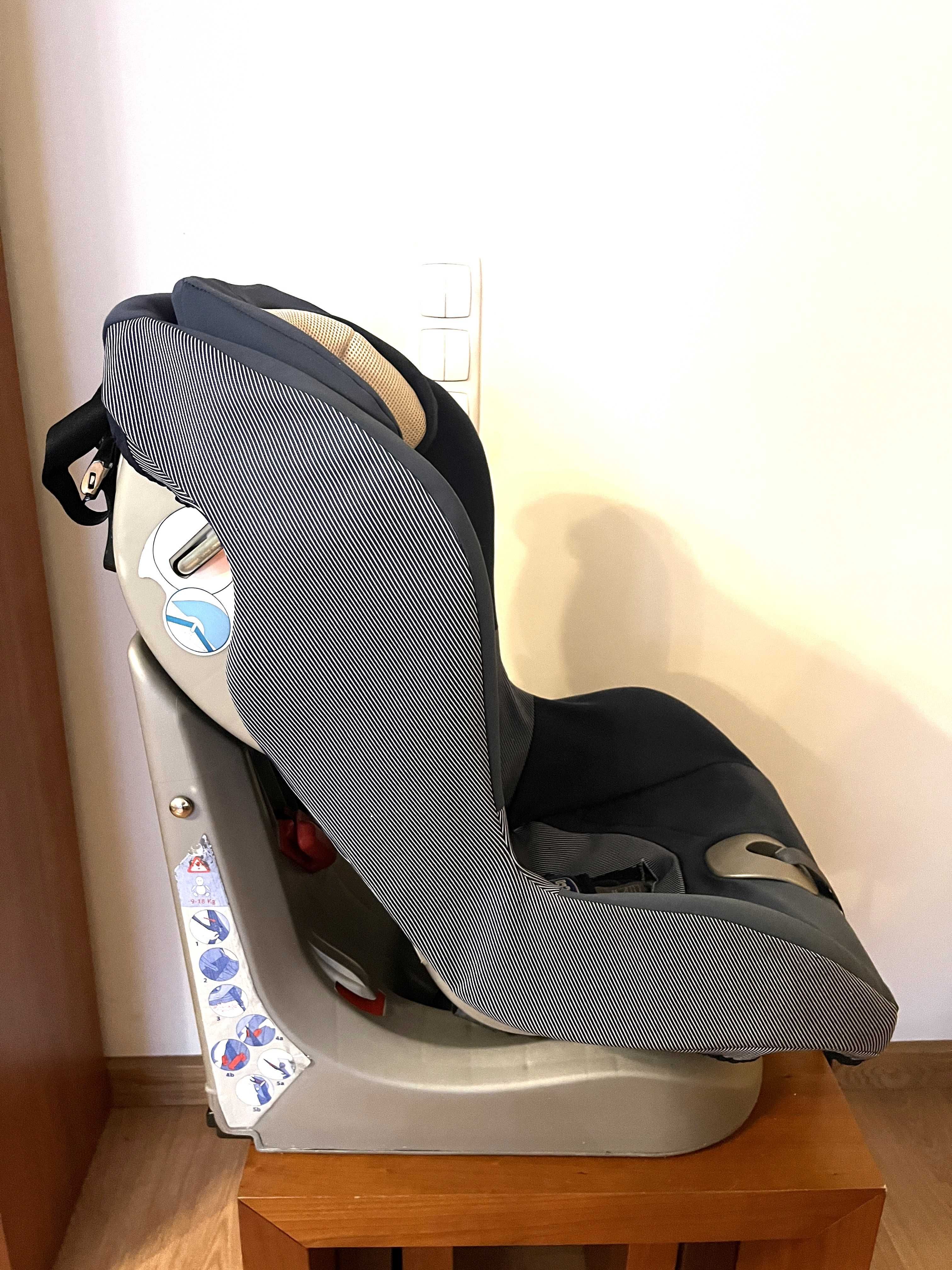 Cadeira Auto Chicco (9-18Kgs) com Isofix