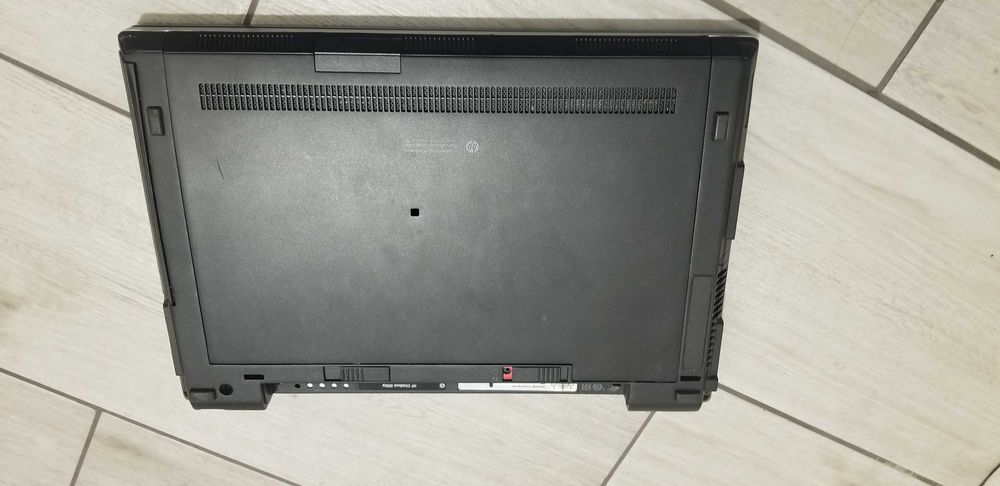 Ноутбук HP 2560p I5-2540/2Gb