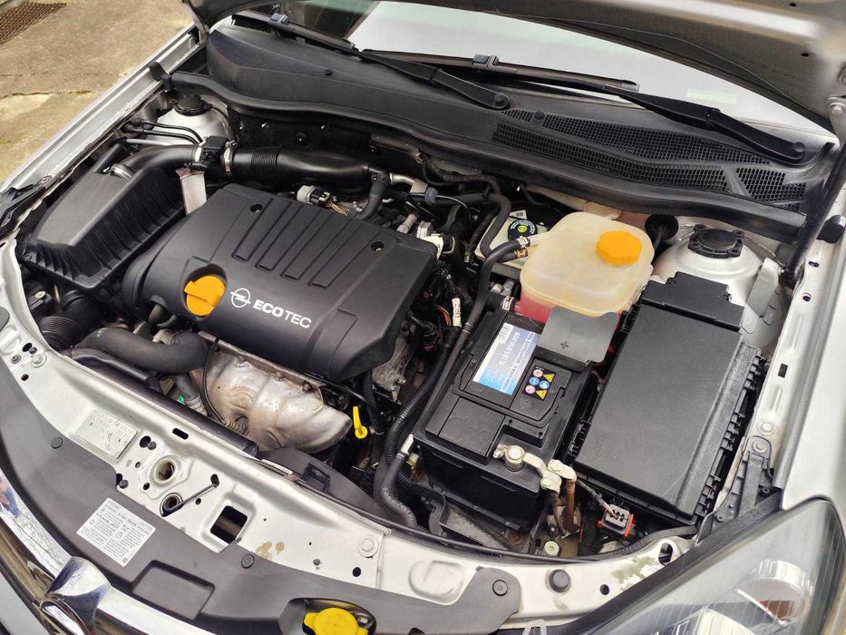 Автомобіль Opel Astra H, 2005р., 1.8 бензин.