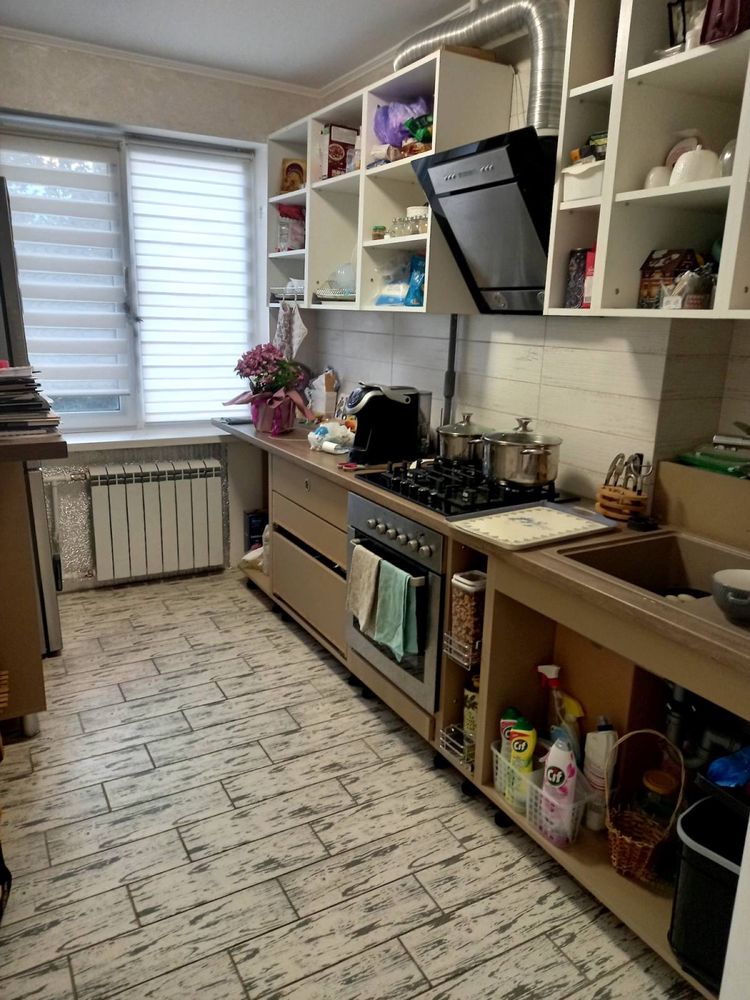 Продам 2к с ремонтом Калиновая