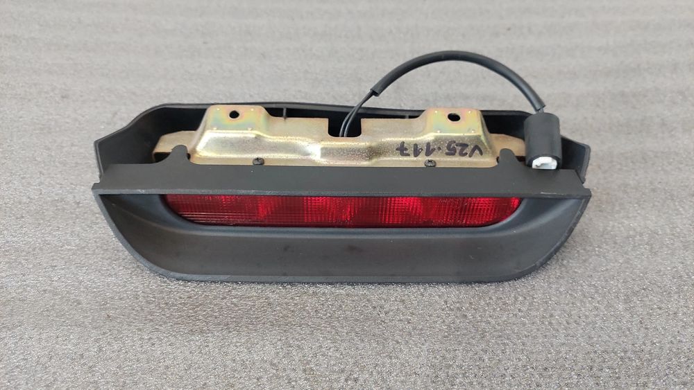 Luz stop adicional / 3º stop MITSUBISHI Space Star Combi (DG_A)