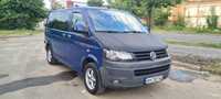 Volkswagen T5 transporter