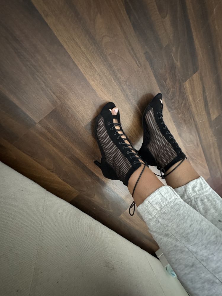 Botki sznurowane buty do tanca high heels rozm 39 obcas7