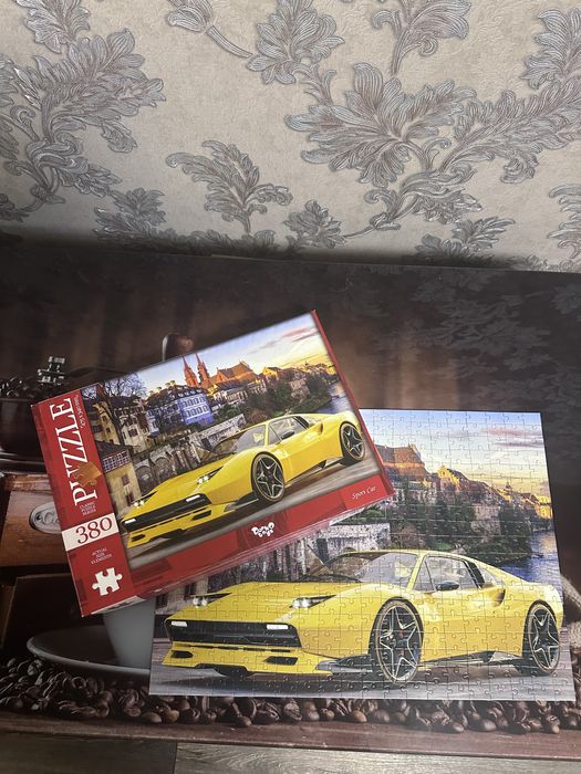 Продам пазли на 380 деталей машина