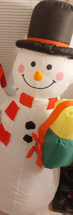 Dmuchany Bałwan 120 cm SEVICO LED •
Ozdoba Świąteczna Ogrodowa