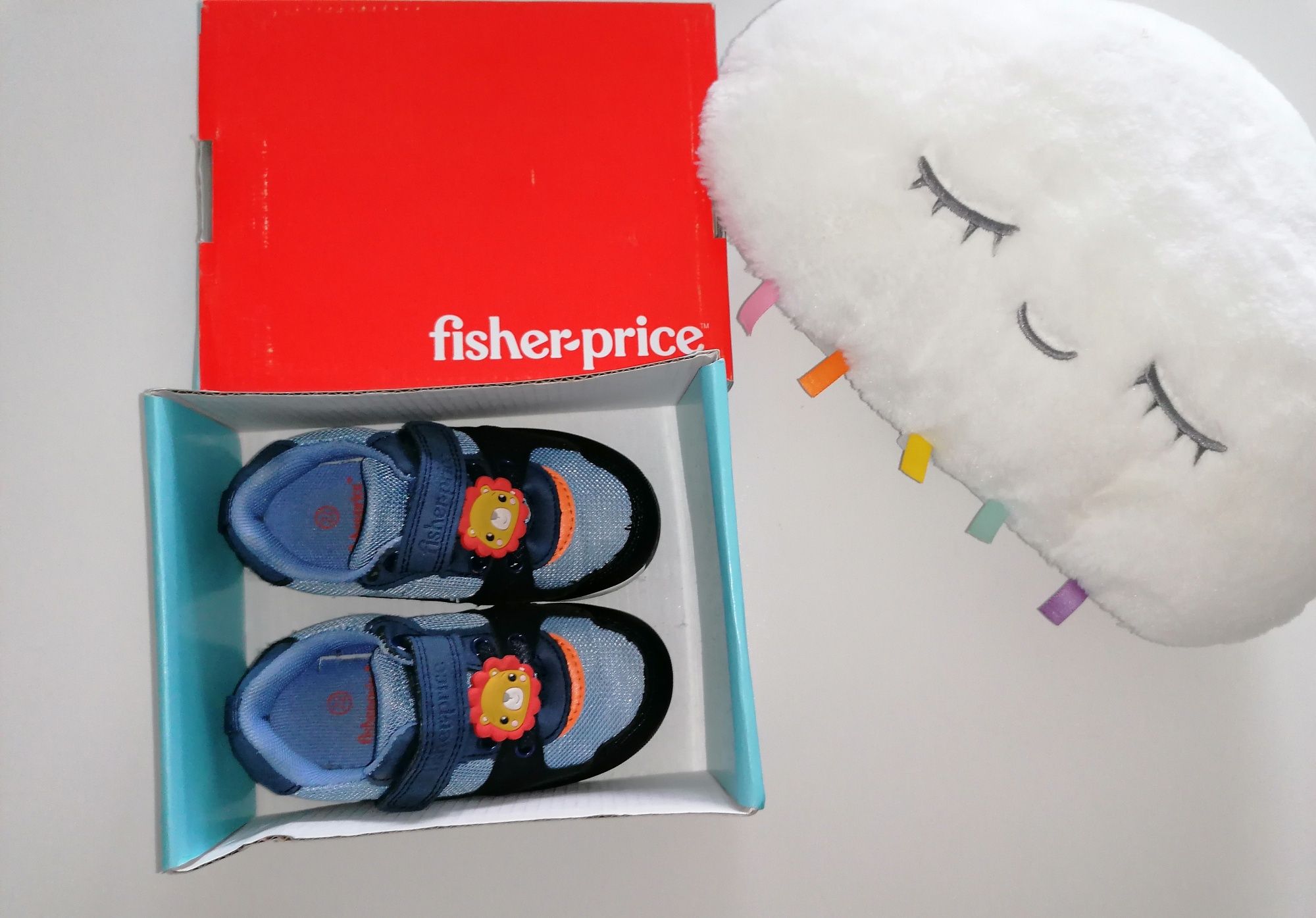 Buciki Fisher Price 22 w stanie bardzo dobrym