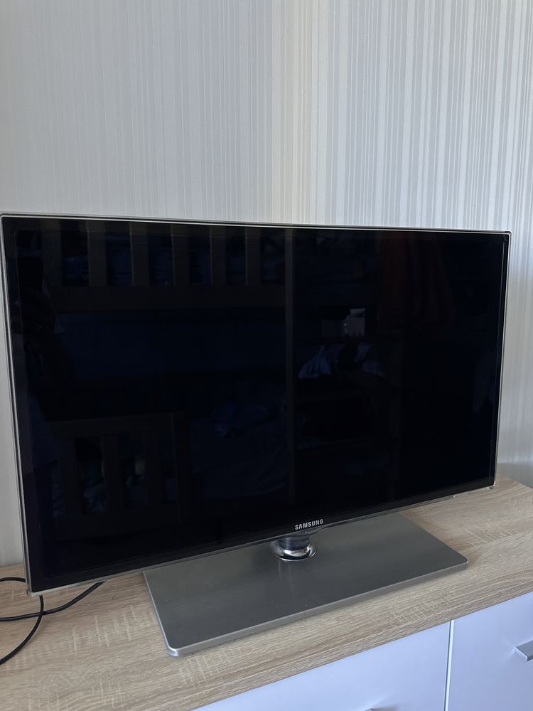ТЕРМІНОВО!Телевізор samsung LED SMART TV 6 cерії UE32D6530WS