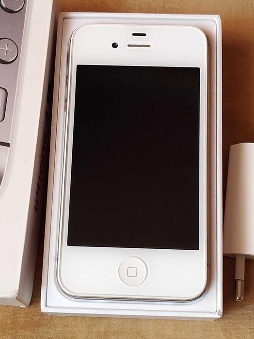 APPLE iPhone 4S 8Gb biały komplet sprawny stan IDEALNY