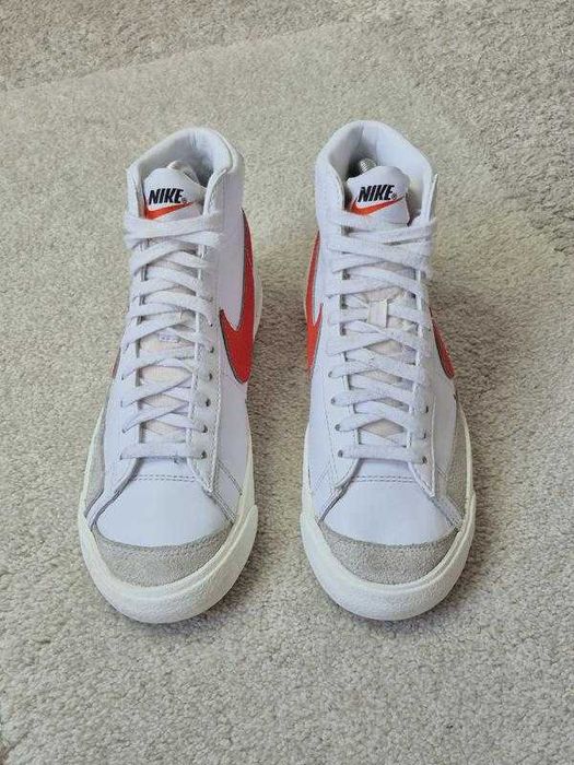 Високі жіночі кросівки nike, жіночі білі шкіряні кросівки найк