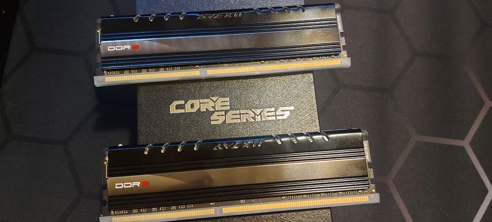 Avexir 2400Mhz core series, ddr3 dual 16GB