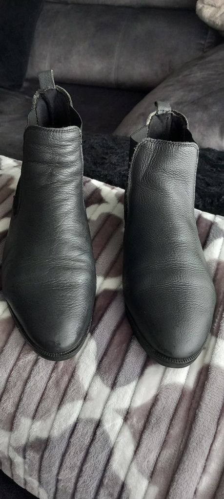 Botins Pretos Pele Tam 39. ( Portes Incluídos)