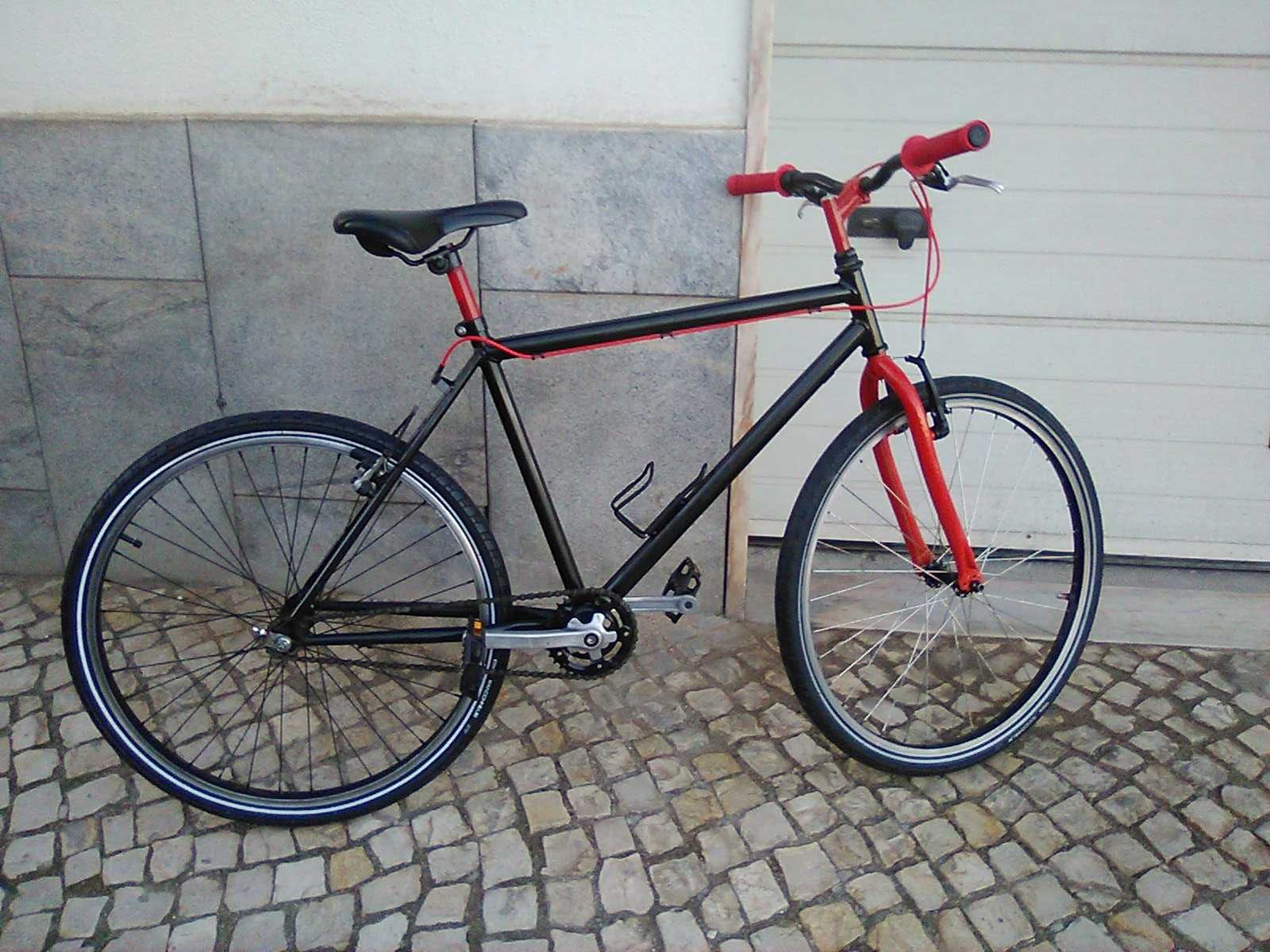 bicicleta roda 26" single speed     pneus novos