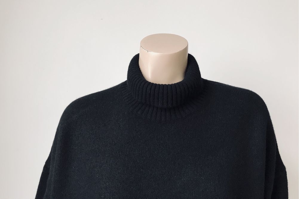 ARKET sweter golf damski oversize 100% wełna