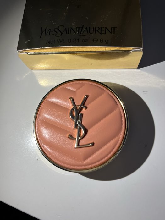 Ysl Róż Make me blush bold blurring