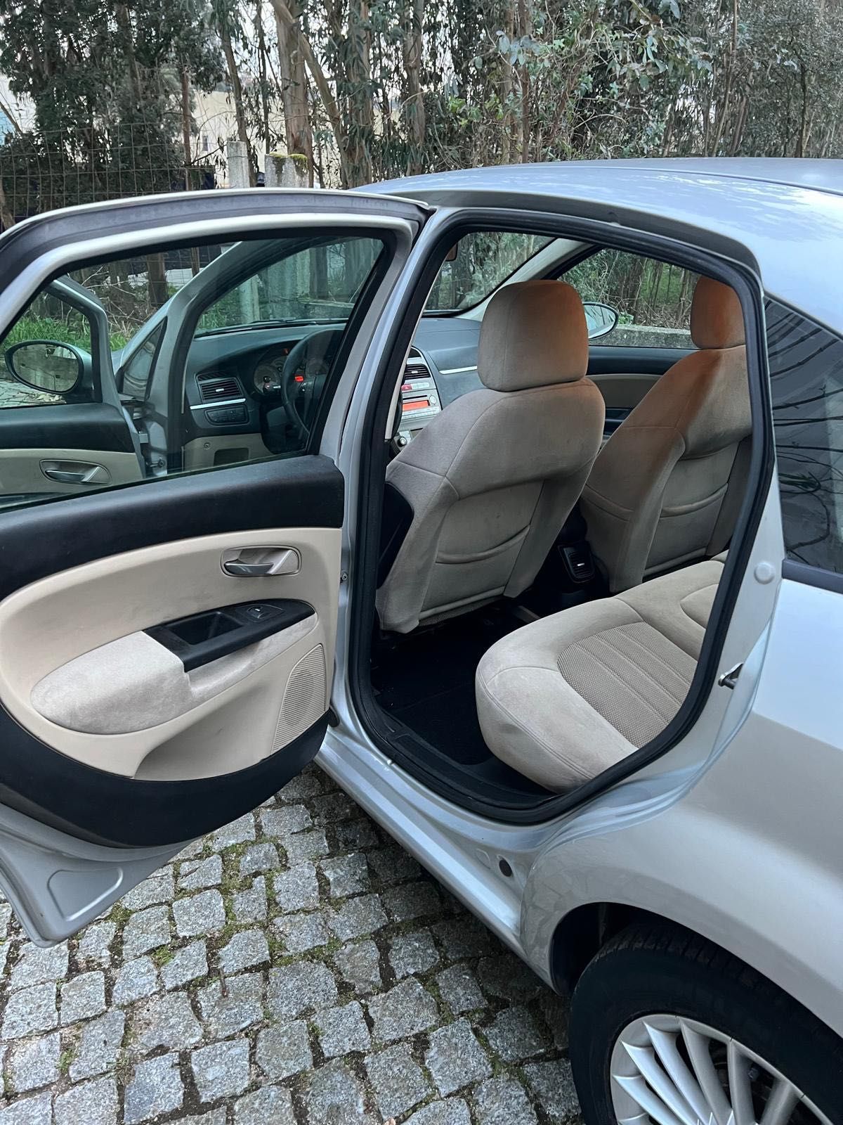 Fiat Linea 1.3 M-Jet Emotion