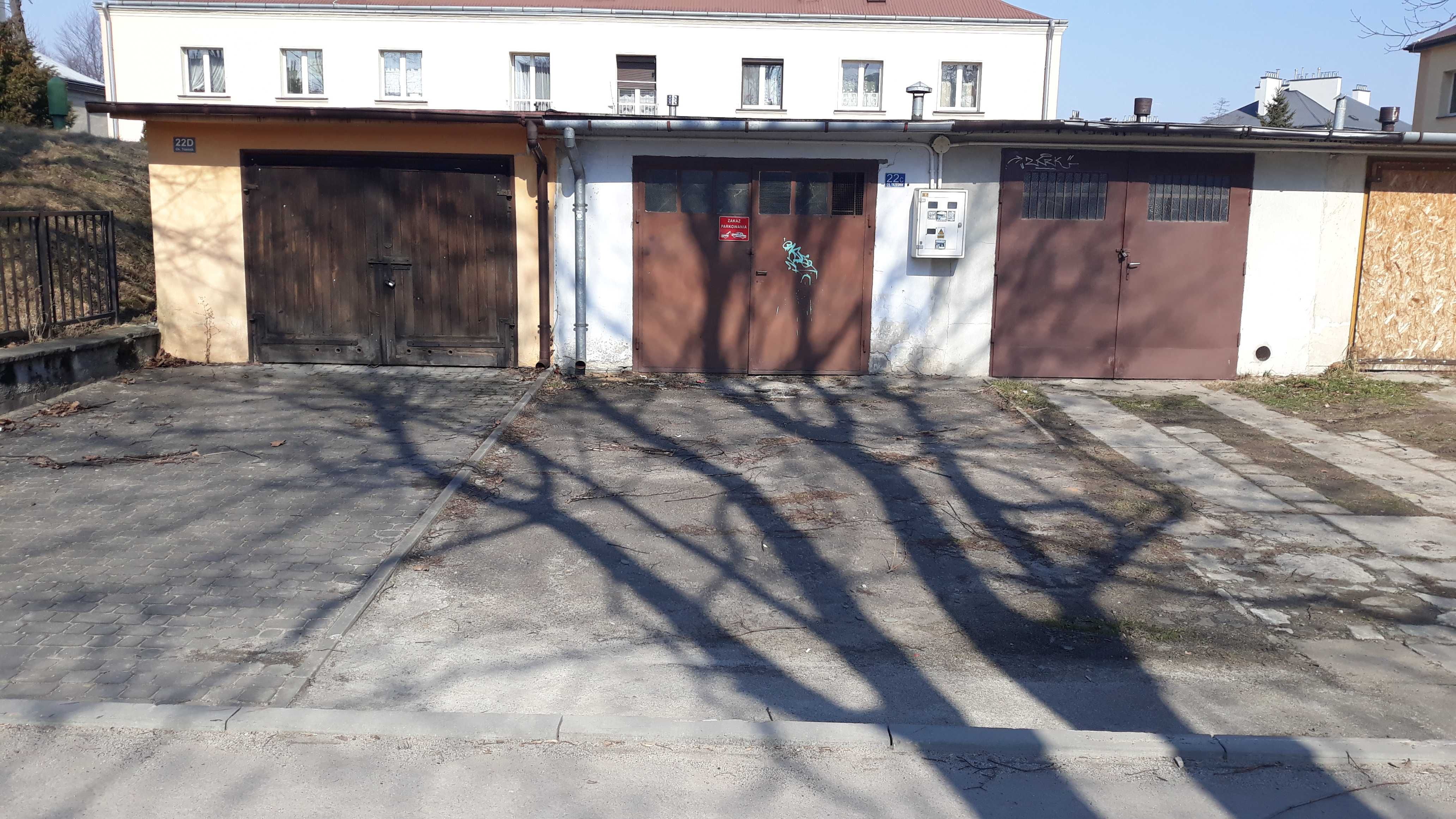 Sprzedam GARAŻ w Łańcucie Os. Trześnik (magazyn, schowek, warsztat)