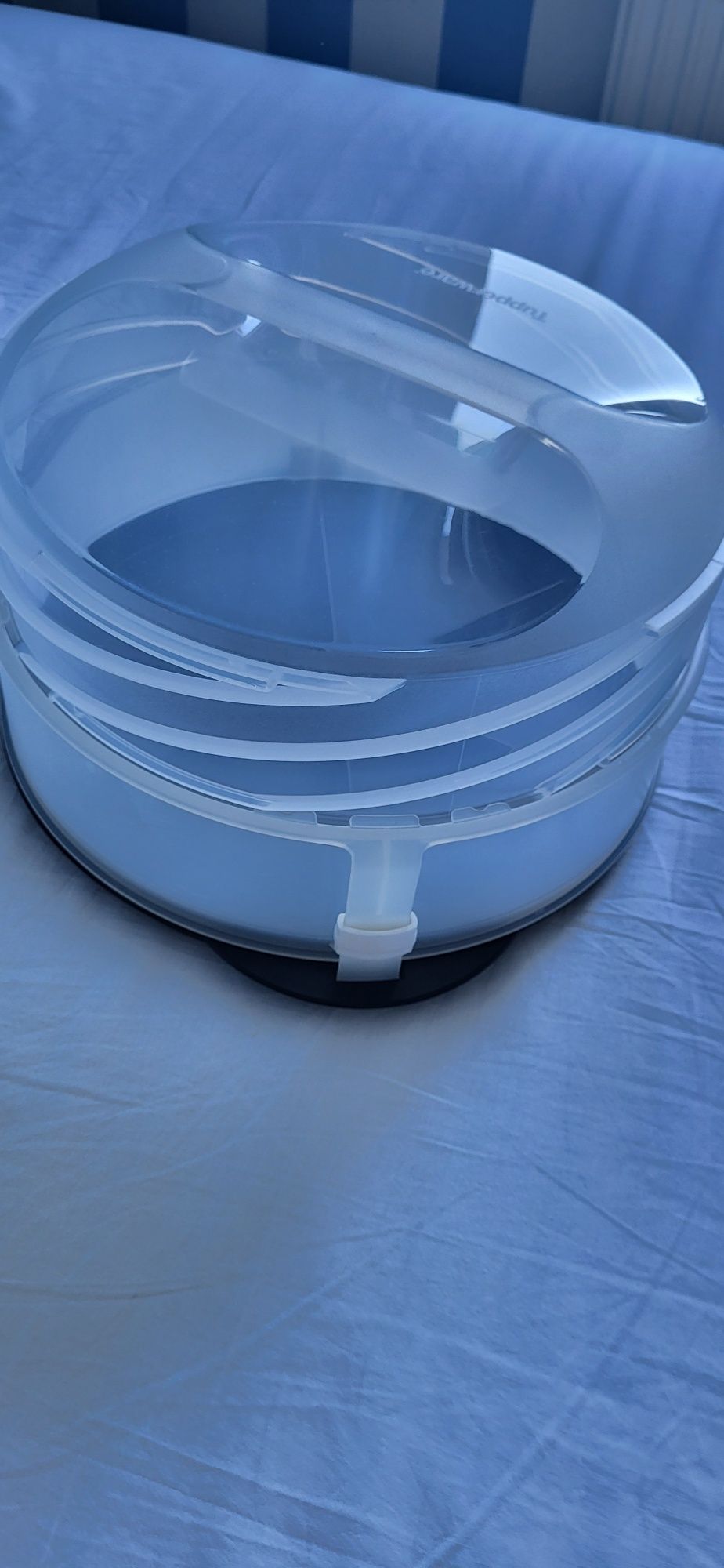 Tupperware pojemnik na tort