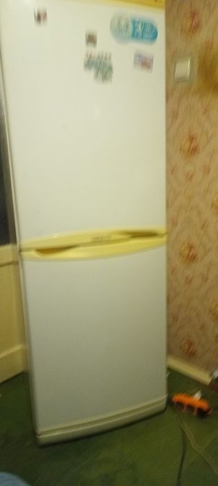 Холодильник в хорошем состоянии