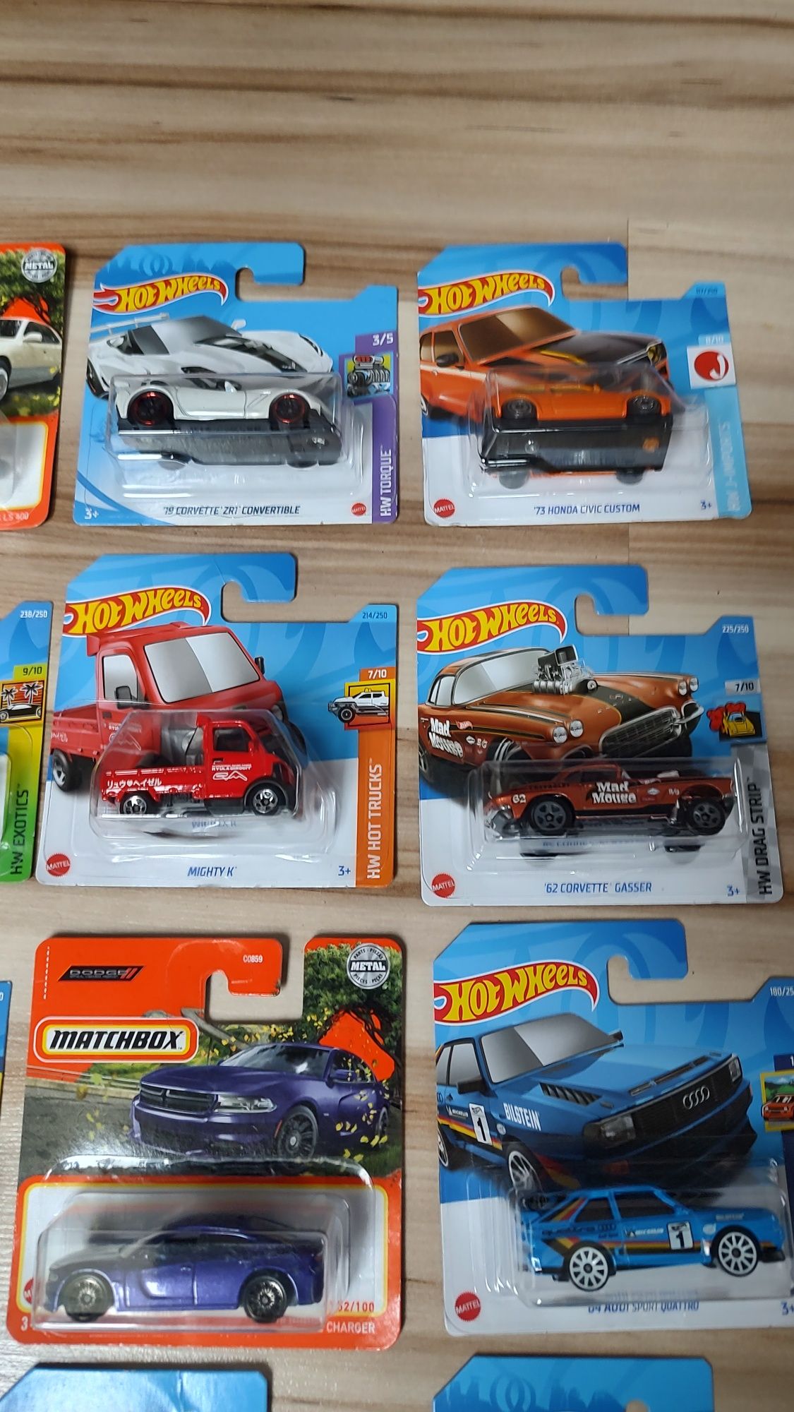 Hot wheels auto autko matchbox resorak resoraki auta modele kolekcja