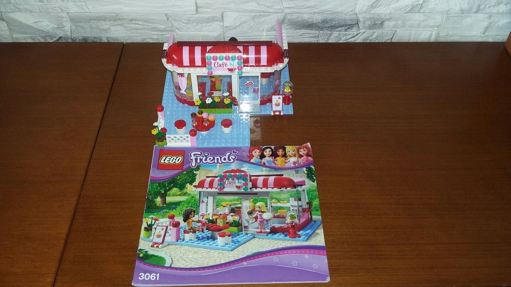 3061 Lego friends Kawiarnia w Heartlake