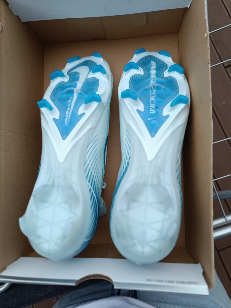 Nowe korki profesjonalne Nike Zoom Mercurial Superfly 10 Elite FG 45