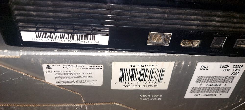 Konsola ps3 slim z boxem