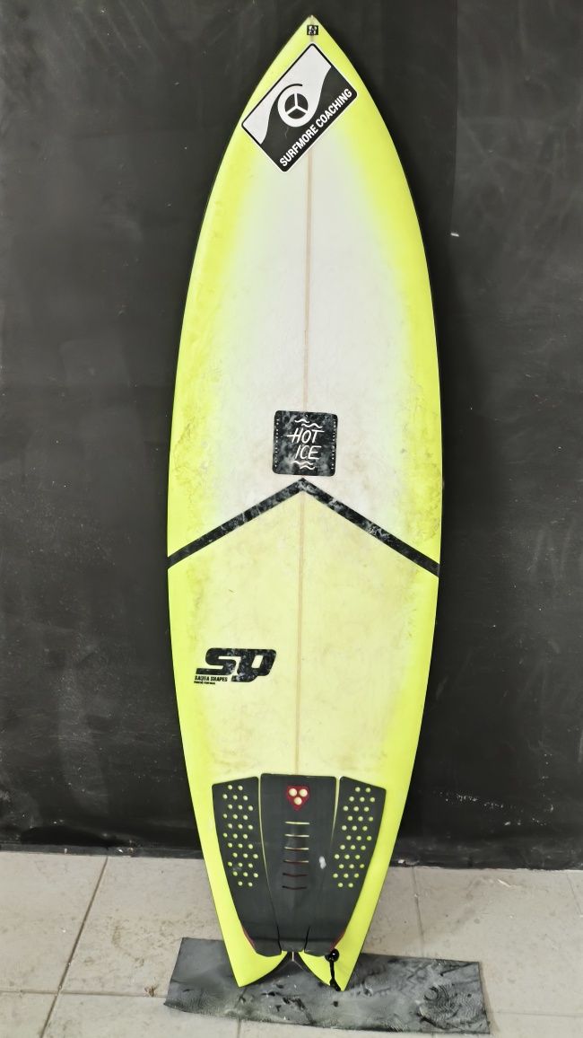 Prancha fish 5'4" /31 litros